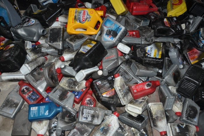 30%都不合格 质监、教你识别车用假机油