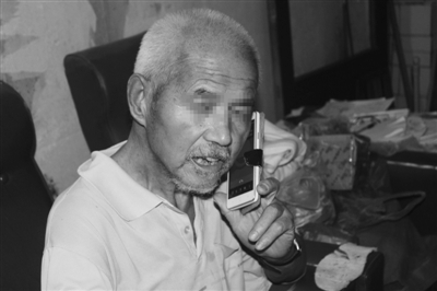 芜湖老人爱买保健品 成推销员“摇钱树”