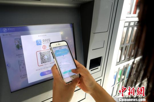 首批信用智能借书柜落地沪上解决阅读“、后一公里”