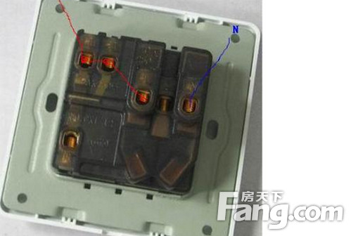 五孔插座怎么接线