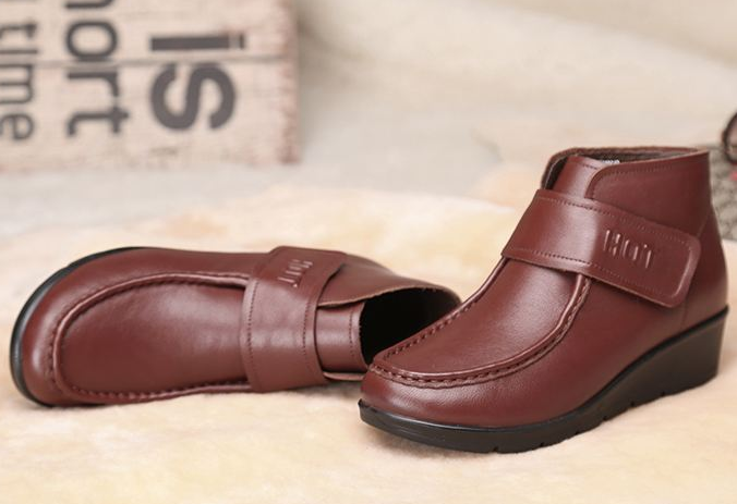 红蜻蜓皮鞋怎么样？