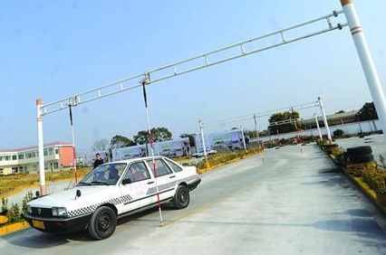 驾校学车多少钱-315防伪价格网