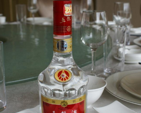 如何辨别五粮液白酒真假？-、315产品防伪查询中心